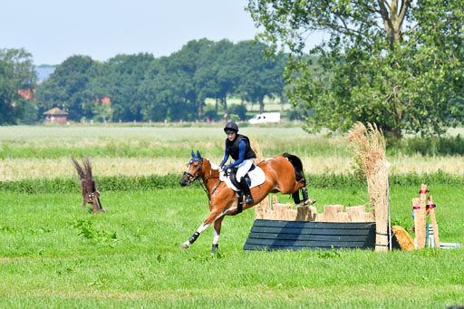 Goldene Schärpe Ponys in Löningen  4+5.6.22 | 04062022 - Gelände 1 Abt _0558 