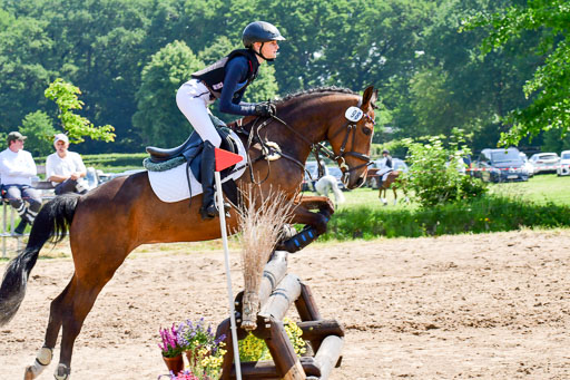 Goldene Schärpe Ponys in Löningen  4+5.6.22 | 04062022 - Gelände 1 Abt _0679 