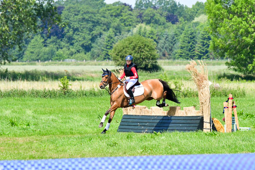 Goldene Schärpe Ponys in Löningen  4+5.6.22 | 04062022 - Gelände 1 Abt _0693 