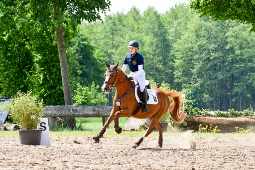Goldene Schärpe Ponys in Löningen  4+5.6.22 | 04062022 - Gelände 1 Abt _0741 