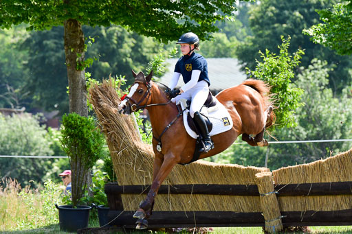 Goldene Schärpe Ponys in Löningen  4+5.6.22 | 04062022 - Gelände 1 Abt _0749 