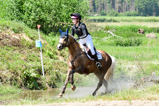 Goldene Schärpe Ponys in Löningen  4+5.6.22 | 04062022 - Gelände 1 Abt _0816 
