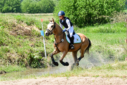 Goldene Schärpe Ponys in Löningen  4+5.6.22 | 04062022 - Gelände 1 Abt _0833 