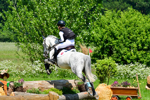 Goldene Schärpe Ponys in Löningen  4+5.6.22 | 04062022 - Gelände 1 Abt _0869 