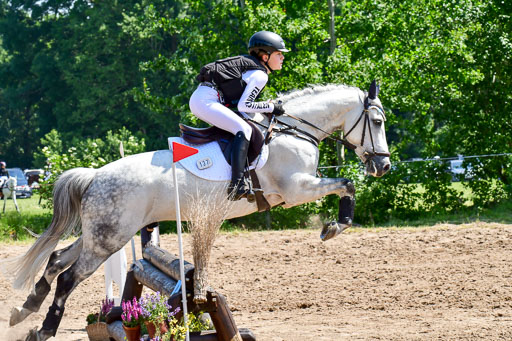 Goldene Schärpe Ponys in Löningen  4+5.6.22 | 04062022 - Gelände 1 Abt _0873 