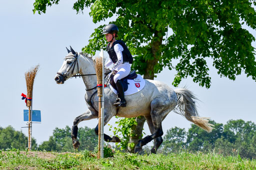 Goldene Schärpe Ponys in Löningen  4+5.6.22 | 04062022 - Gelände 1 Abt _0886 