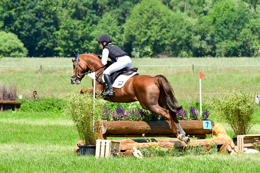 Goldene Schärpe Ponys in Löningen  4+5.6.22 | 04062022 - Gelände 1 Abt _0916 