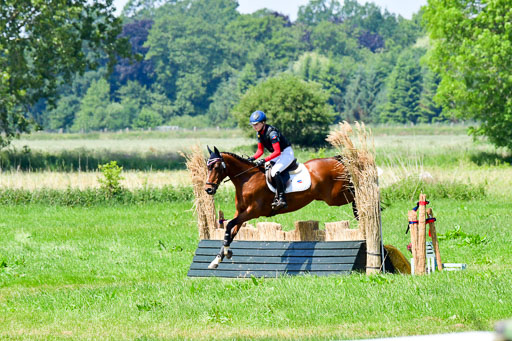 Goldene Schärpe Ponys in Löningen  4+5.6.22 | 04062022 - Gelände 1 Abt _0979 