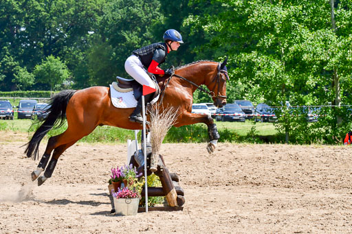 Goldene Schärpe Ponys in Löningen  4+5.6.22 | 04062022 - Gelände 1 Abt _0980 