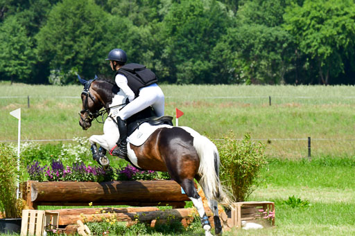 Goldene Schärpe Ponys in Löningen  4+5.6.22 | 04062022 - Gelände 1 Abt _0996 