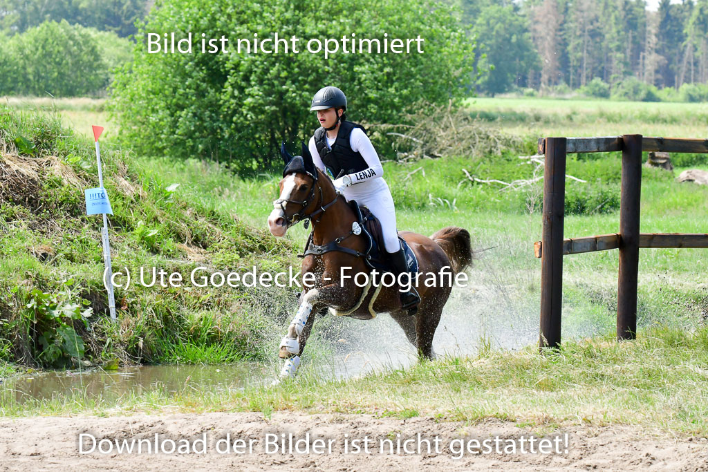 Goldene Schärpe Ponys in Löningen  4+5.6.22 | 04062022 - Gelände  2 Abt _207 