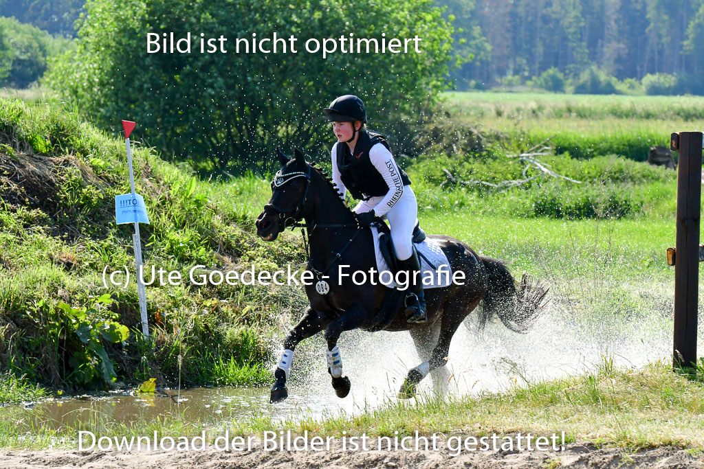 Goldene Schärpe Ponys in Löningen  4+5.6.22 | 04062022 - Gelände  2 Abt _856 