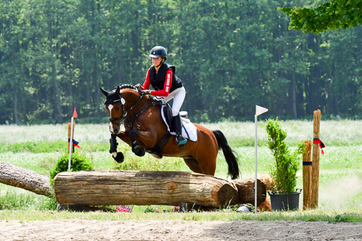Goldene Schärpe Ponys in Löningen  4+5.6.22 | 04062022 - Gelände  2 Abt _004 