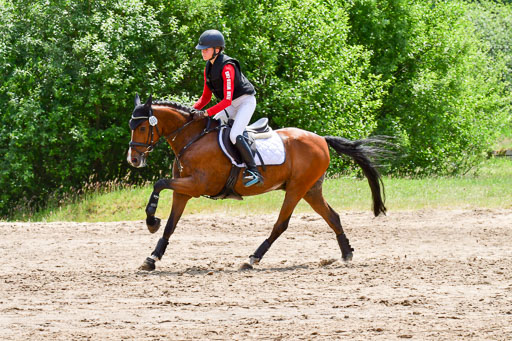 Goldene Schärpe Ponys in Löningen  4+5.6.22 | 04062022 - Gelände  2 Abt _006 