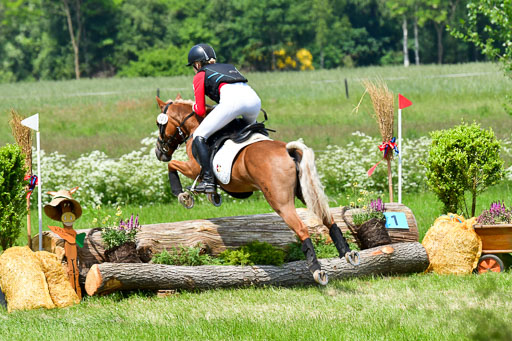 Goldene Schärpe Ponys in Löningen  4+5.6.22 | 04062022 - Gelände  2 Abt _011 