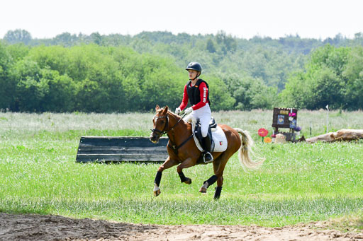 Goldene Schärpe Ponys in Löningen  4+5.6.22 | 04062022 - Gelände  2 Abt _020 