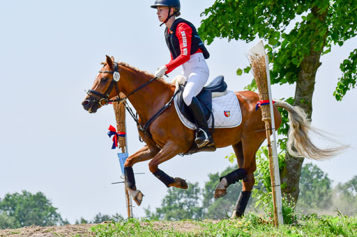 Goldene Schärpe Ponys in Löningen  4+5.6.22 | 04062022 - Gelände  2 Abt _025 