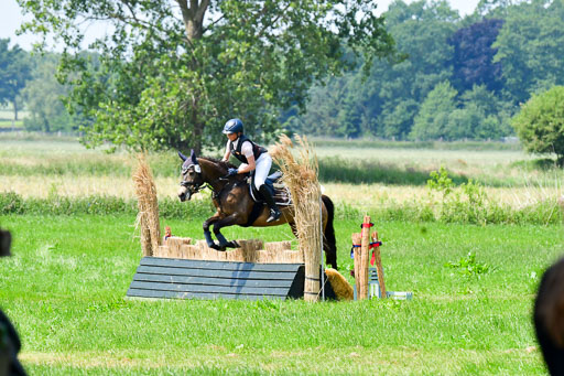 Goldene Schärpe Ponys in Löningen  4+5.6.22 | 04062022 - Gelände  2 Abt _032 