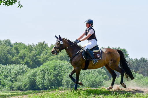 Goldene Schärpe Ponys in Löningen  4+5.6.22 | 04062022 - Gelände  2 Abt _042 