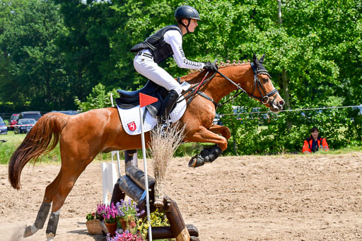 Goldene Schärpe Ponys in Löningen  4+5.6.22 | 04062022 - Gelände  2 Abt _049 