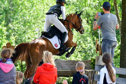 Goldene Schärpe Ponys in Löningen  4+5.6.22 | 04062022 - Gelände  2 Abt _050 