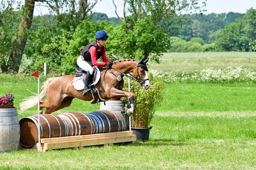 Goldene Schärpe Ponys in Löningen  4+5.6.22 | 04062022 - Gelände  2 Abt _072 