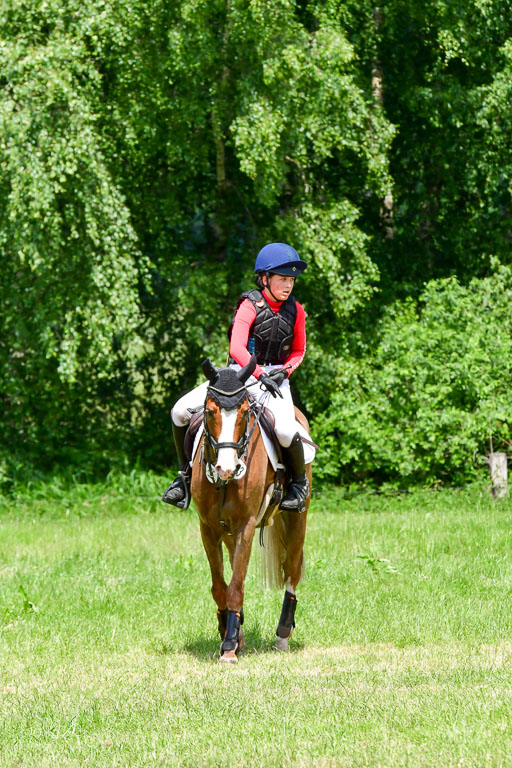 Goldene Schärpe Ponys in Löningen  4+5.6.22 | 04062022 - Gelände  2 Abt _090 