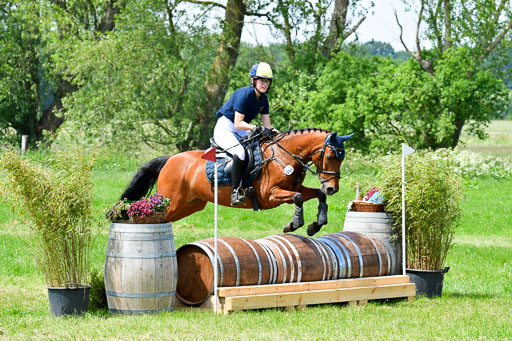 Goldene Schärpe Ponys in Löningen  4+5.6.22 | 04062022 - Gelände  2 Abt _092 