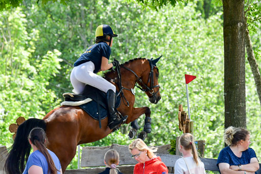 Goldene Schärpe Ponys in Löningen  4+5.6.22 | 04062022 - Gelände  2 Abt _095 