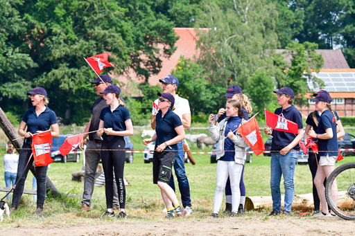 Goldene Schärpe Ponys in Löningen  4+5.6.22 | 04062022 - Gelände  2 Abt _133 