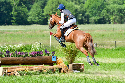 Goldene Schärpe Ponys in Löningen  4+5.6.22 | 04062022 - Gelände  2 Abt _141 