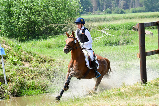 Goldene Schärpe Ponys in Löningen  4+5.6.22 | 04062022 - Gelände  2 Abt _143 