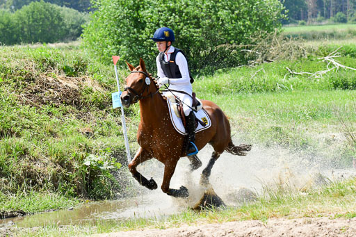 Goldene Schärpe Ponys in Löningen  4+5.6.22 | 04062022 - Gelände  2 Abt _144 