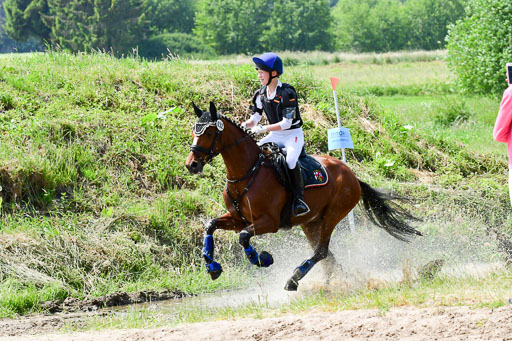 Goldene Schärpe Ponys in Löningen  4+5.6.22 | 04062022 - Gelände  2 Abt _152 
