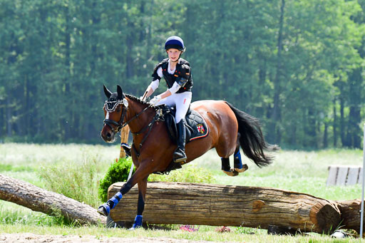 Goldene Schärpe Ponys in Löningen  4+5.6.22 | 04062022 - Gelände  2 Abt _160 