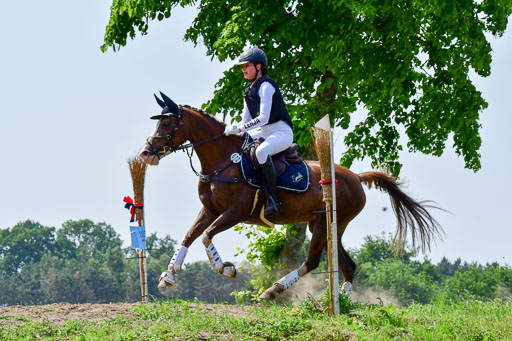 Goldene Schärpe Ponys in Löningen  4+5.6.22 | 04062022 - Gelände  2 Abt _212 