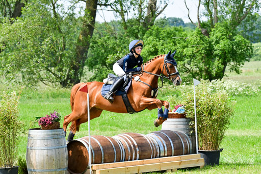 Goldene Schärpe Ponys in Löningen  4+5.6.22 | 04062022 - Gelände  2 Abt _259 