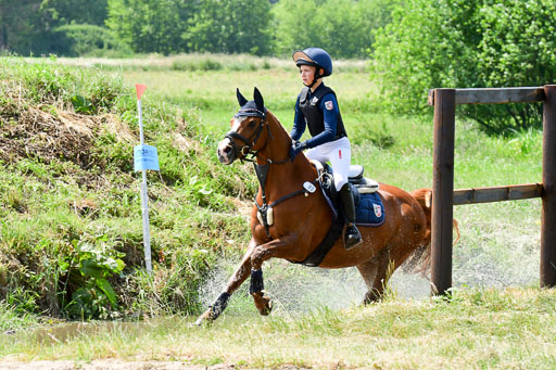 Goldene Schärpe Ponys in Löningen  4+5.6.22 | 04062022 - Gelände  2 Abt _264 