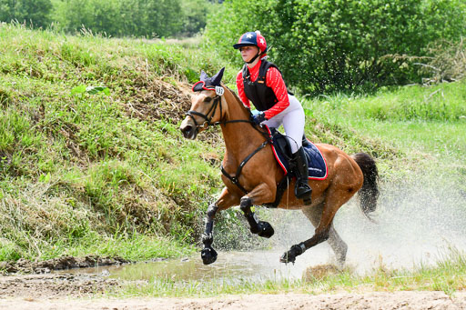Goldene Schärpe Ponys in Löningen  4+5.6.22 | 04062022 - Gelände  2 Abt _396 