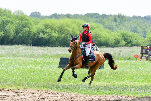 Goldene Schärpe Ponys in Löningen  4+5.6.22 | 04062022 - Gelände  2 Abt _397 