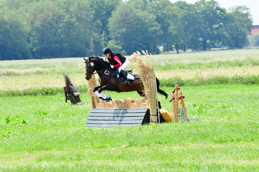 Goldene Schärpe Ponys in Löningen  4+5.6.22 | 04062022 - Gelände  2 Abt _407 