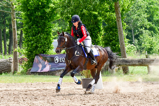 Goldene Schärpe Ponys in Löningen  4+5.6.22 | 04062022 - Gelände  2 Abt _415 