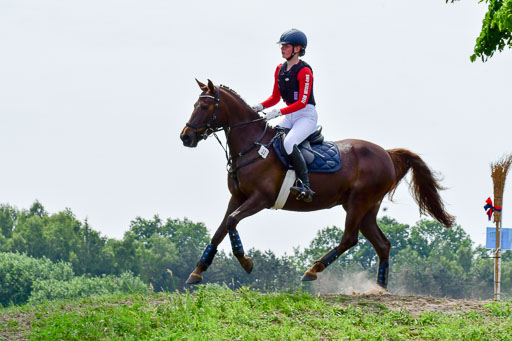 Goldene Schärpe Ponys in Löningen  4+5.6.22 | 04062022 - Gelände  2 Abt _430 