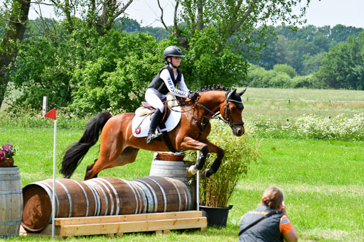 Goldene Schärpe Ponys in Löningen  4+5.6.22 | 04062022 - Gelände  2 Abt _454 