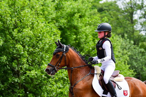 Goldene Schärpe Ponys in Löningen  4+5.6.22 | 04062022 - Gelände  2 Abt _462 