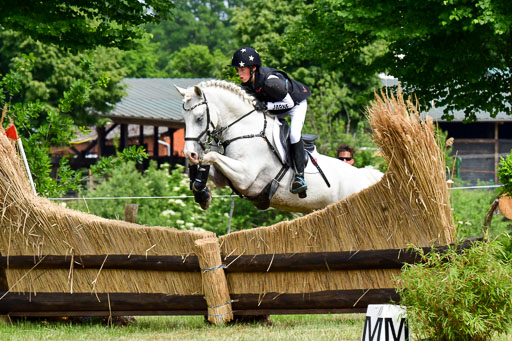 Goldene Schärpe Ponys in Löningen  4+5.6.22 | 04062022 - Gelände  2 Abt _545 