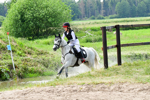 Goldene Schärpe Ponys in Löningen  4+5.6.22 | 04062022 - Gelände  2 Abt _572 