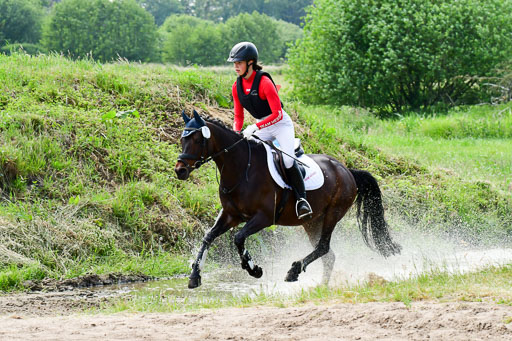 Goldene Schärpe Ponys in Löningen  4+5.6.22 | 04062022 - Gelände  2 Abt _608 