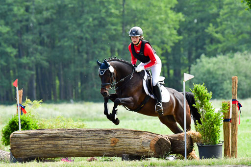 Goldene Schärpe Ponys in Löningen  4+5.6.22 | 04062022 - Gelände  2 Abt _609 