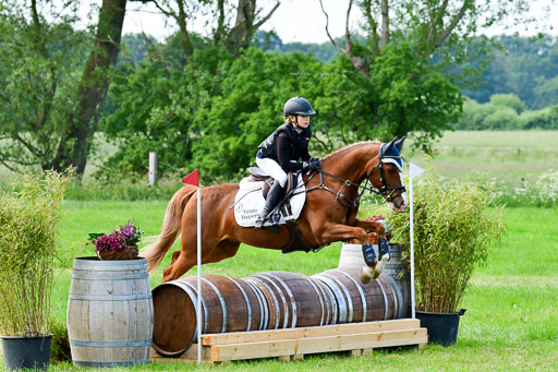 Goldene Schärpe Ponys in Löningen  4+5.6.22 | 04062022 - Gelände  2 Abt _637 